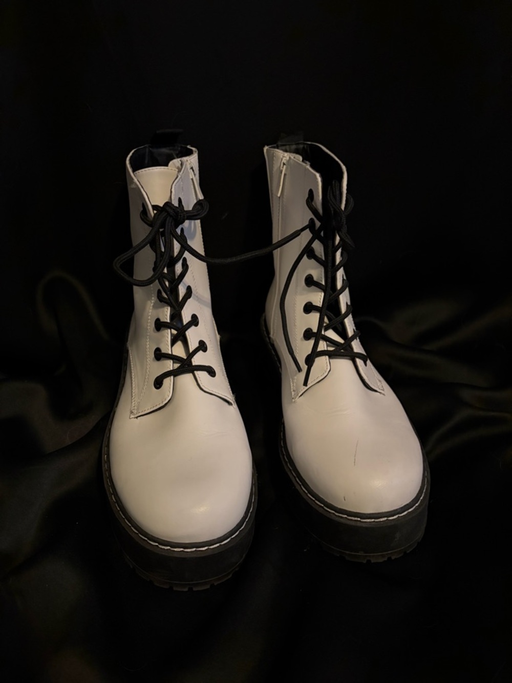 Torrid White Lace-Up Combat Boots w/ Side Zipper (W13 / M11.5)
